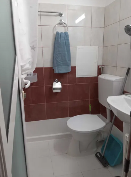 Piata Alba Iulia, str. Valeriu Braniste, ac, tv, disponibila de luni
